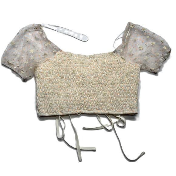 Le Lis Daisy Crop Top Size Medium - Picture 2 of 6